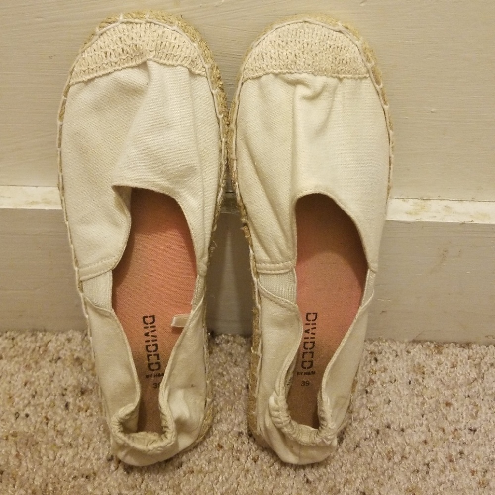 flat push in shoes